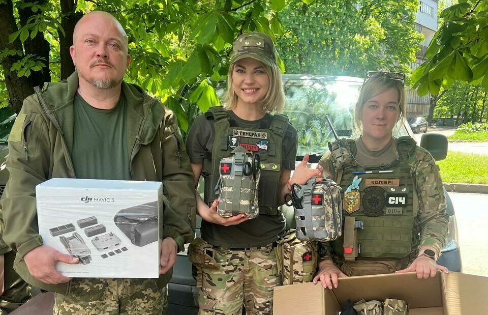 Допомога захисникам: передано техніку та амуніцію для підрозділів ЗСУ